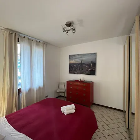 Porta Saragozza Apartman *