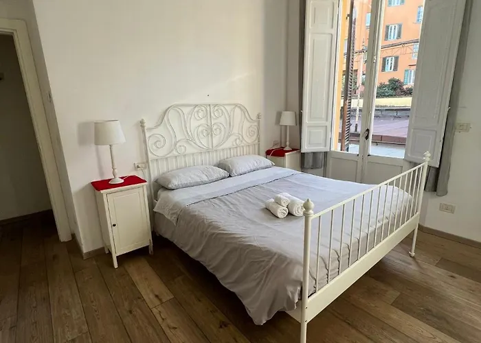 Porta Saragozza Apartmán *