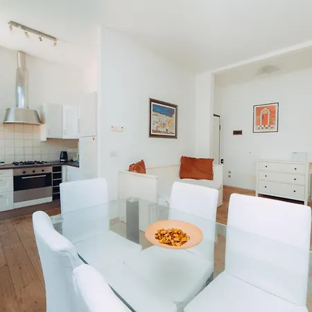 Porta Saragozza Bolonia