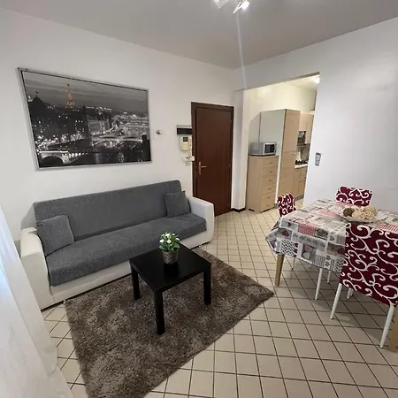 Porta Saragozza Apartamento *